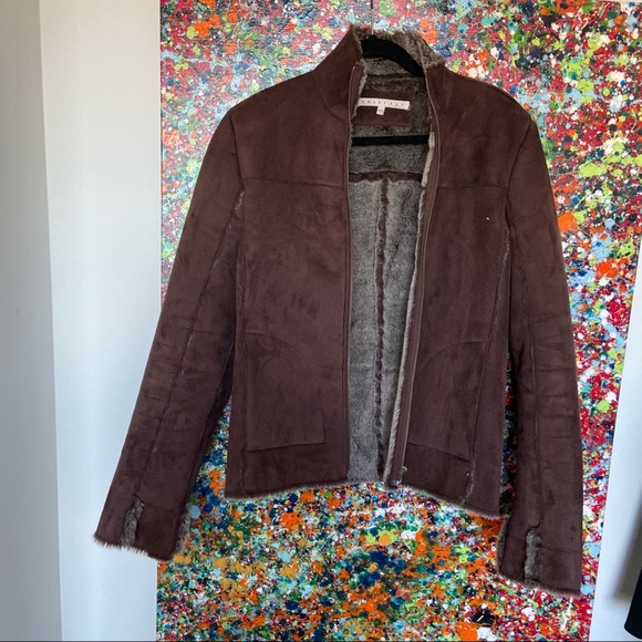 Fashionable fitted jacket